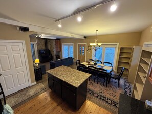 Interior - 7-bedroom House Beech Mountain Sleeps 18+ (Beech Mountain)