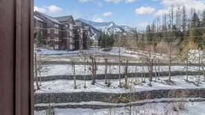 Property grounds - Family Mountain Getaway at Timberline Lodge (Fernie)