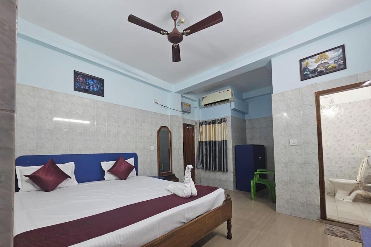 Familierom | Skrivebord, skrivebord for bærbar PC og wi-fi (inkludert)