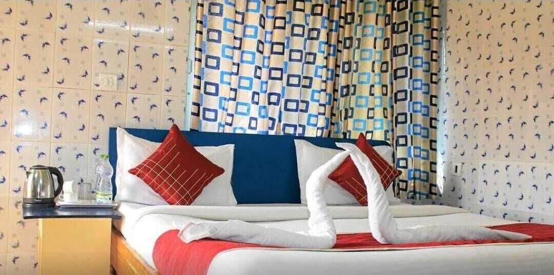 Rom – superior | Skrivebord, skrivebord for bærbar PC og wi-fi (inkludert)