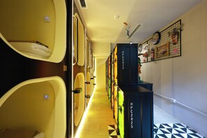 Signature Shared Dormitory, Mixed Dorm, Non Smoking, Air conditioning | Premium bedding, memory foam beds, free WiFi, bed sheets - ACE Hostel  (Hoan Kiem)