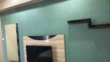 Superior Room | Egyptian cotton sheets, premium bedding, memory-foam beds, desk