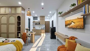 Monolocale Deluxe, balcone, vista montagna | Wi-Fi gratuito