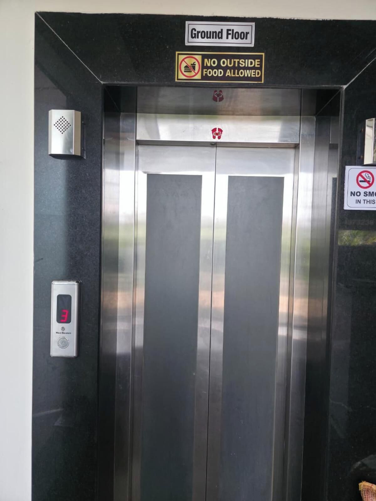 Deluxe Room | Interior