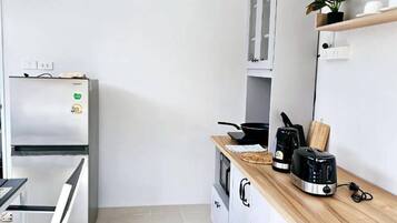 Classic Double Room, Mountain View | Private kitchen | Fridge, microwave, cookware/dishes/utensils