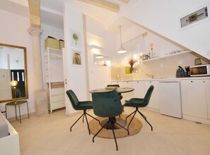 Apartment | Private kitchen - Modern and Cozy Rovinj Old Town Apartments - Studio Apartment (Rovinj)
