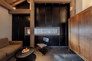 Romantic Double Room | Living area - Dali Ancient City Xishan Designer Hotel (Dali)