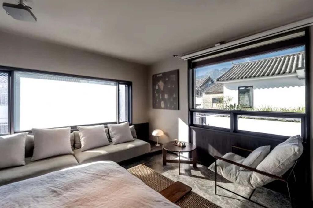 Superior-dobbeltværelse - balkon - bjergudsigt | Dundyner, minibar, skrivebord, mørklægningsgardiner