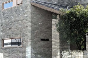 Exterior - Dali Ancient City Xishan Designer Hotel (Dali)