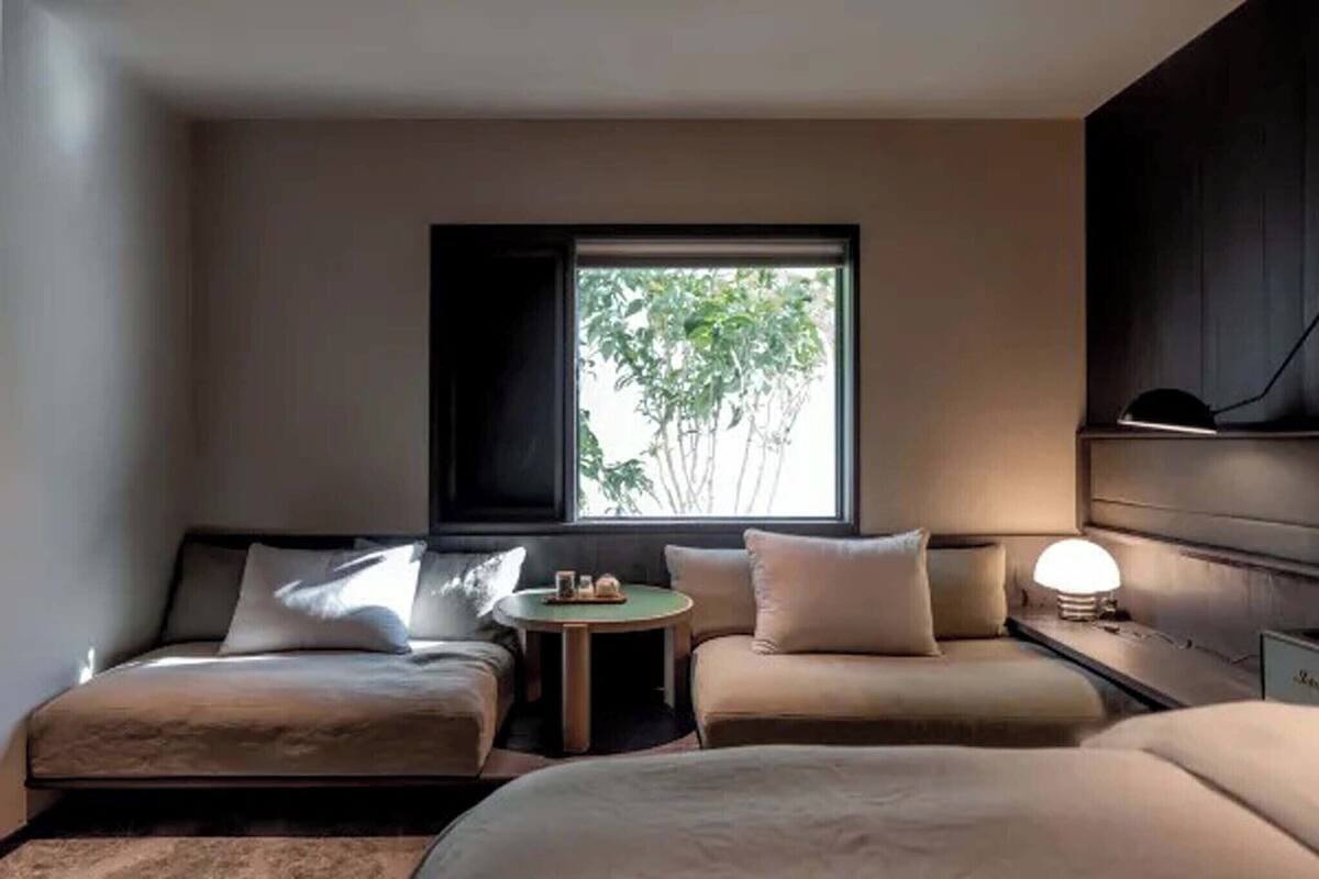 Dundyner, minibar, skrivebord, mørklægningsgardiner