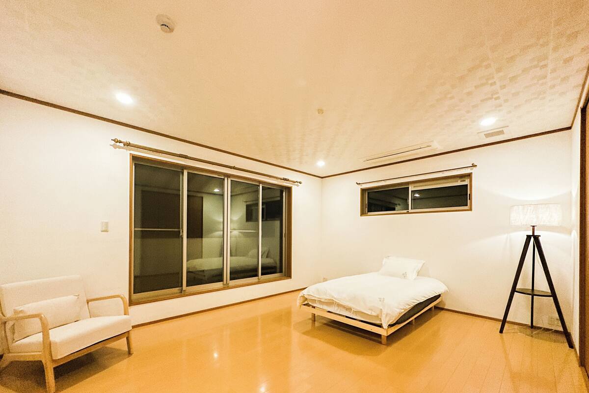 Superior Villa, City View | Free WiFi