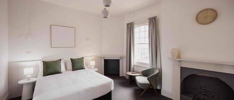 1 bedroom, iron/ironing board, WiFi