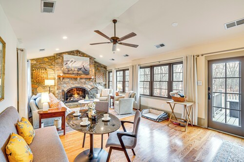 Close to Wineries & River, Secluded Aldie Escape