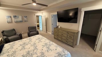 7 bedrooms, iron/ironing board, free WiFi, bed sheets
