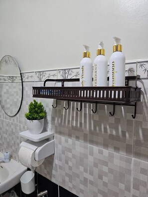 House, 1 Bedroom | Bathroom - Cozy Biñan Getaway - Entire House for Rent (Biñan City)