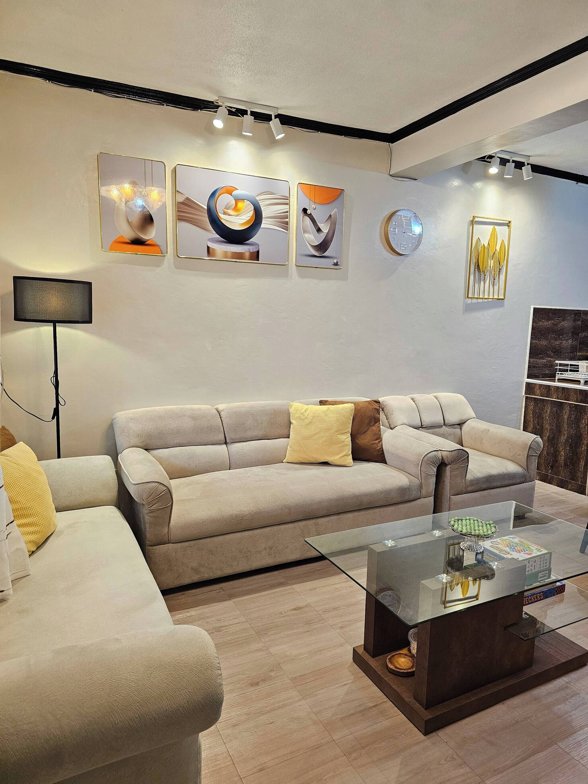 House, 1 Bedroom | Living room