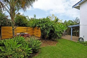 Terrace/patio - Lagava ~ Two Storey House with ocean glimpes (Bendalong)