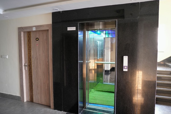 Elevator