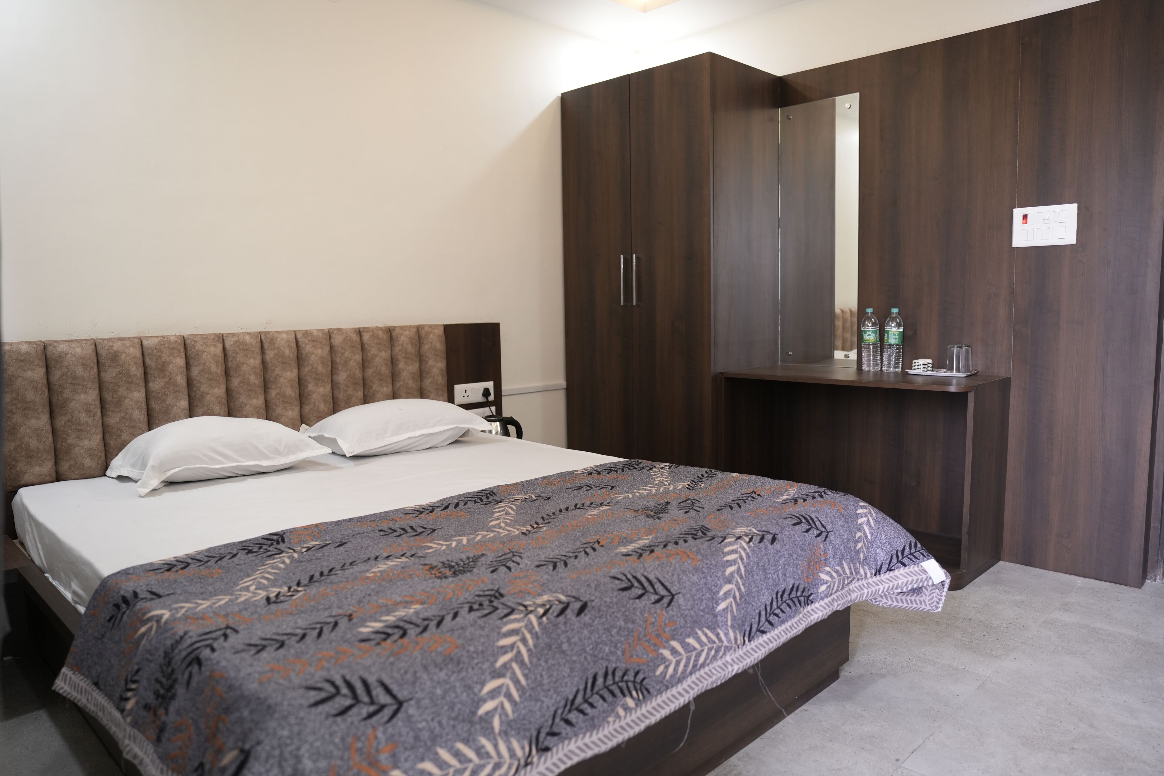 Deluxe Double Room | Free WiFi