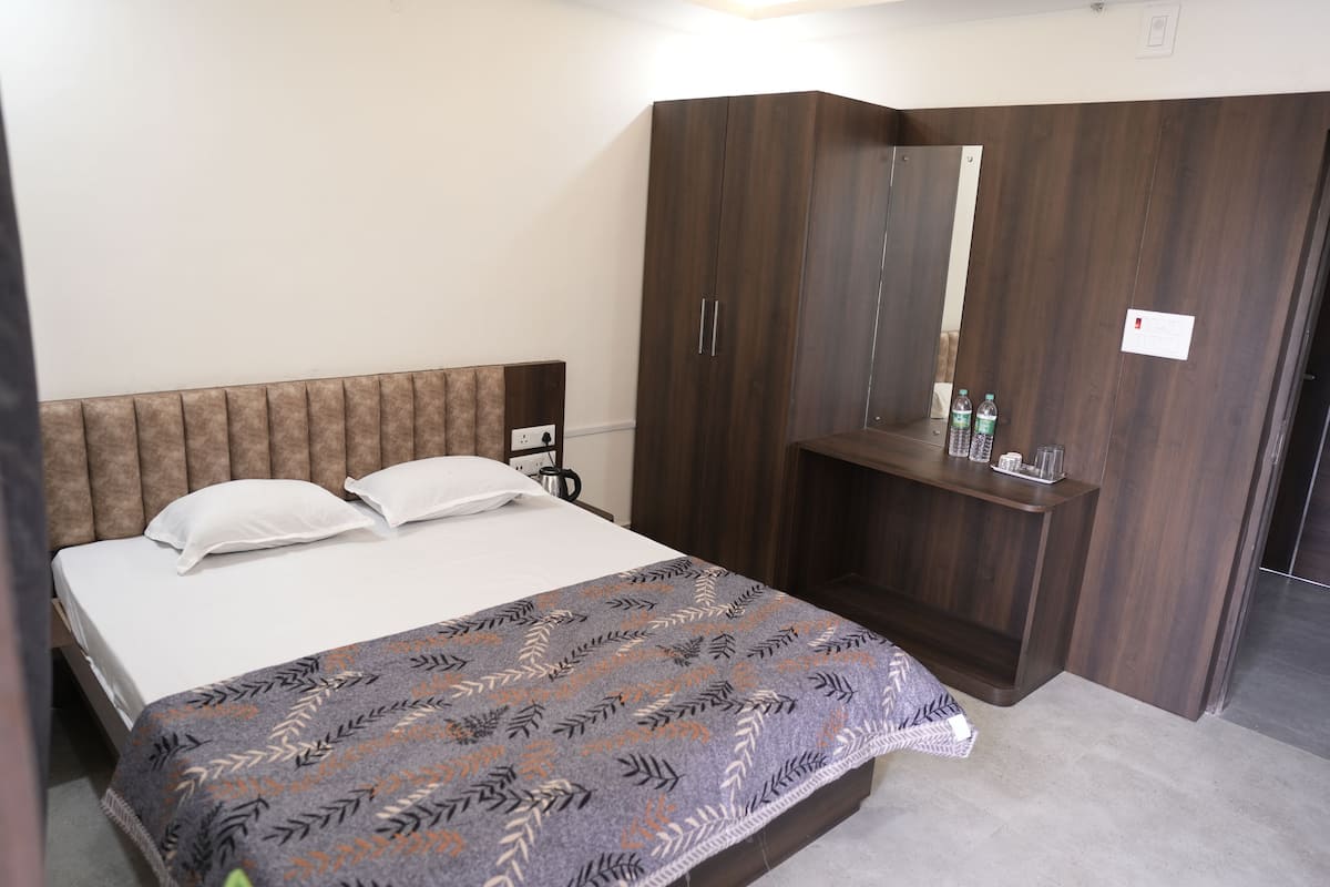 Deluxe Double Room | Free WiFi
