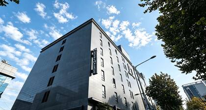 M Place Hotel Guwol-dong