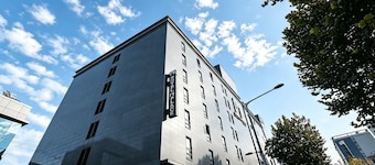 M Place Hotel Guwol-dong