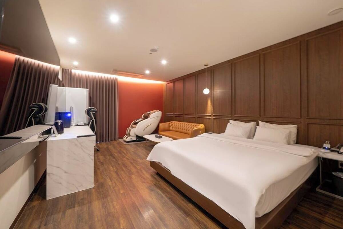 M Business Royal | Bộ đồ giường cao cấp, chăn bông 