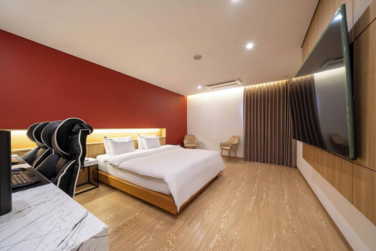 M Suite | Bộ đồ giường cao cấp, chăn bông 
