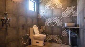 Habitación doble Deluxe, balcón | Baño