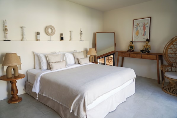 Biệt thự Deluxe, ban công, quang cảnh hồ bơi | Két bảo mật tại phòng, truy cập Internet không dây miễn phí