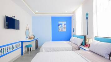 Family Twin Room | In-room safe, soundproofing, iron/ironing board, free WiFi