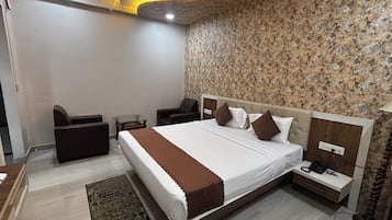 Standard Room | Desk, free WiFi