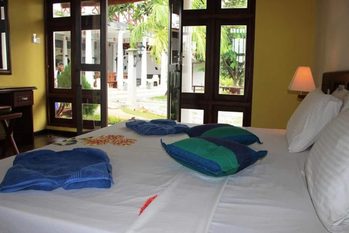 Deluxe Double Room, Pool View | Free WiFi