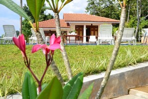Deluxe Double Room, Pool View | Exterior - Fort Edge Retreat (galle)