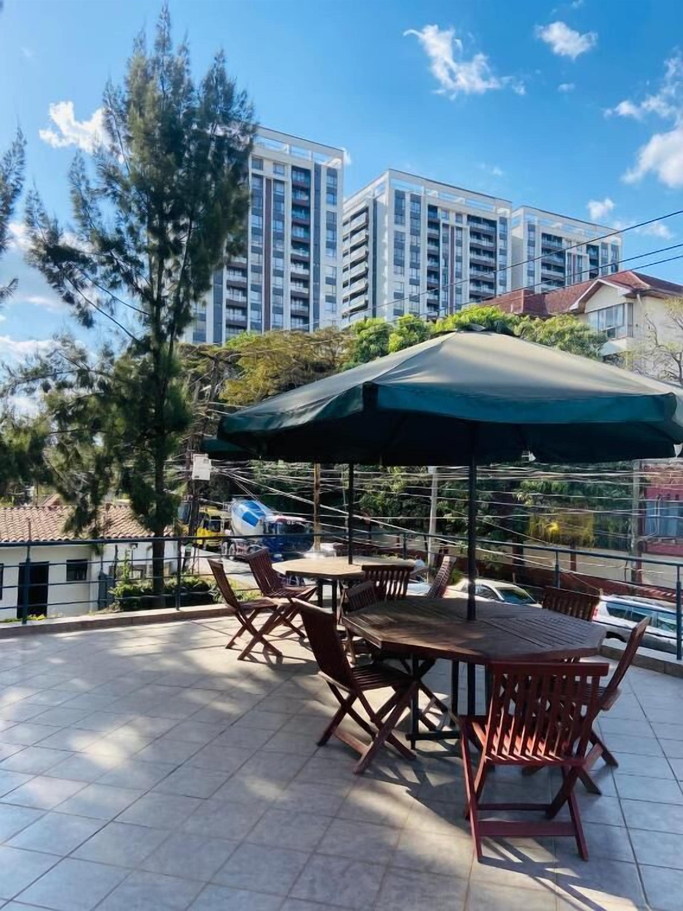 Apartamento, 2 quartos, para fumantes, piscina particular | Fachada