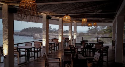 Sea Breeze Beach Resort