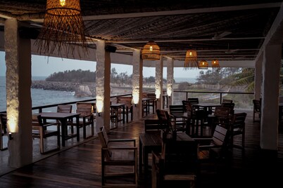 Sea Breeze Beach Resort