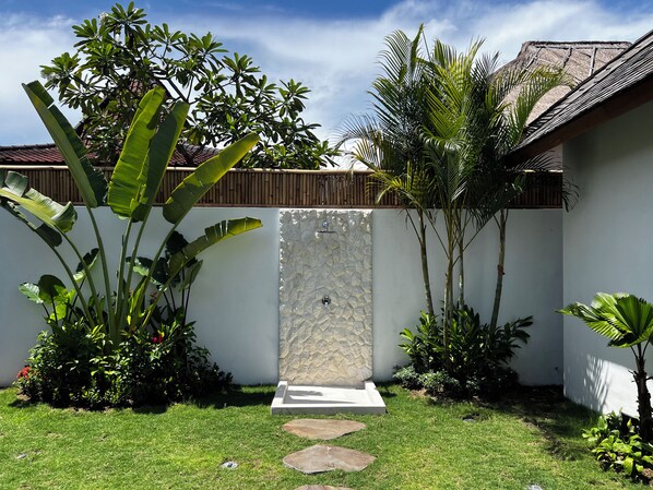 豪華別墅, 露台, 泳池景 | 園景