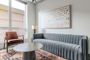TV, stereo - Blueground | Near North Side, rooftop, nr Riverwalk (Chicago)