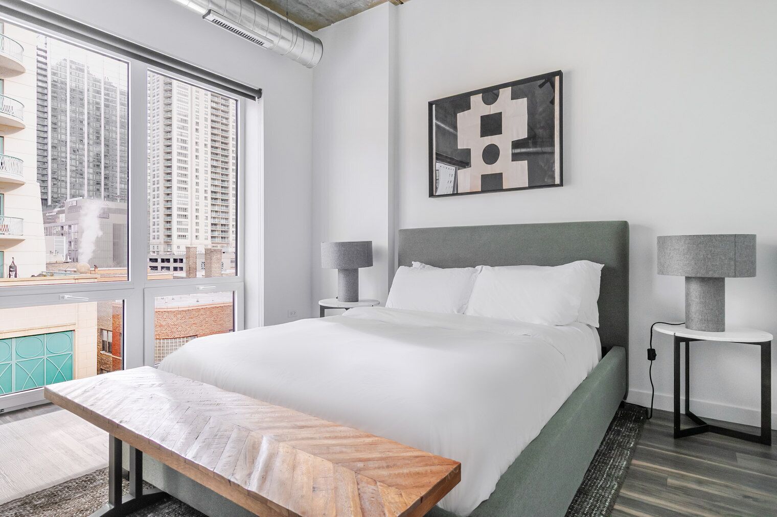 Iron/ironing board, WiFi, bed sheets