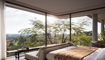 Damnak Soriya: Three bedrooms