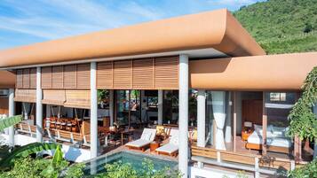 Damnak Kiri: Three bedrooms | Premium bedding, minibar, free cribs/infant beds, free WiFi