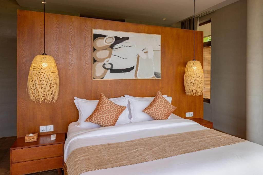 Premium bedding, minibar, free cots/infant beds, free WiFi
