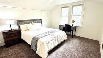 3 dormitorios, escritorio, tabla de planchar con plancha y wifi gratis