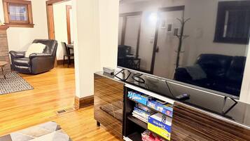 Smart TV, books