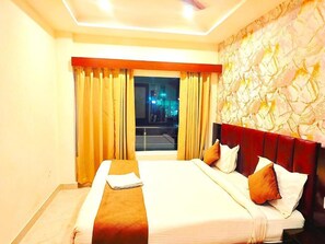 Deluxe Double Room - Neelkanth (Faizabad)