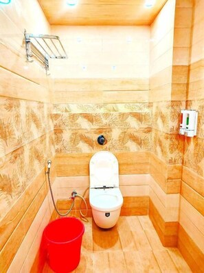 Deluxe Double Room | Bathroom - Neelkanth (Faizabad)