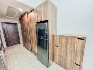 Familienstudio, Balkon, Stadtblick | Eigene Küche