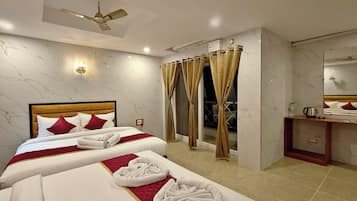 مكتب ومساحة عمل للكمبيوتر المحمول وواي فاي مجانًا