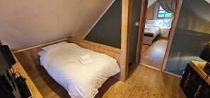 House, 3 Bedrooms, Balcony, Mountain View | 4 bedrooms - Fjordside Boathouse Hardanger (Kvam)